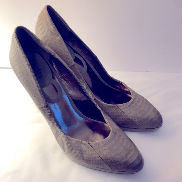 Charles David stilettos - Picture 3 of 5